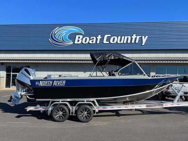 North River Seahawk Outboard 22' - Boats for Sale - Seamagazine