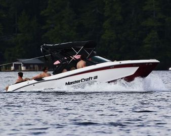 2023 MasterCraft XT22 T