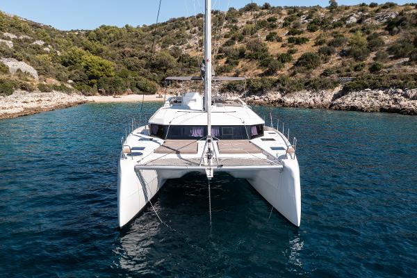 2024 Dufour Catamarans 48