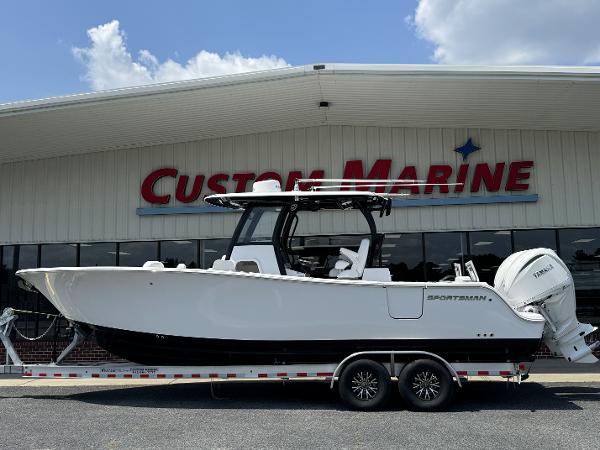 2025 Sportsman Open 282 Center Console