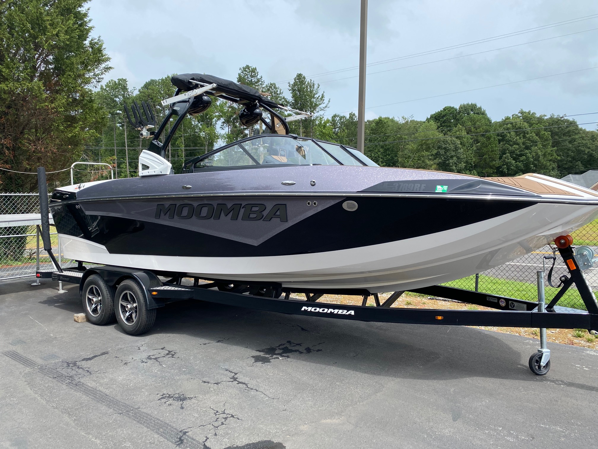 Used Moomba ski and wakeboard boat for sale