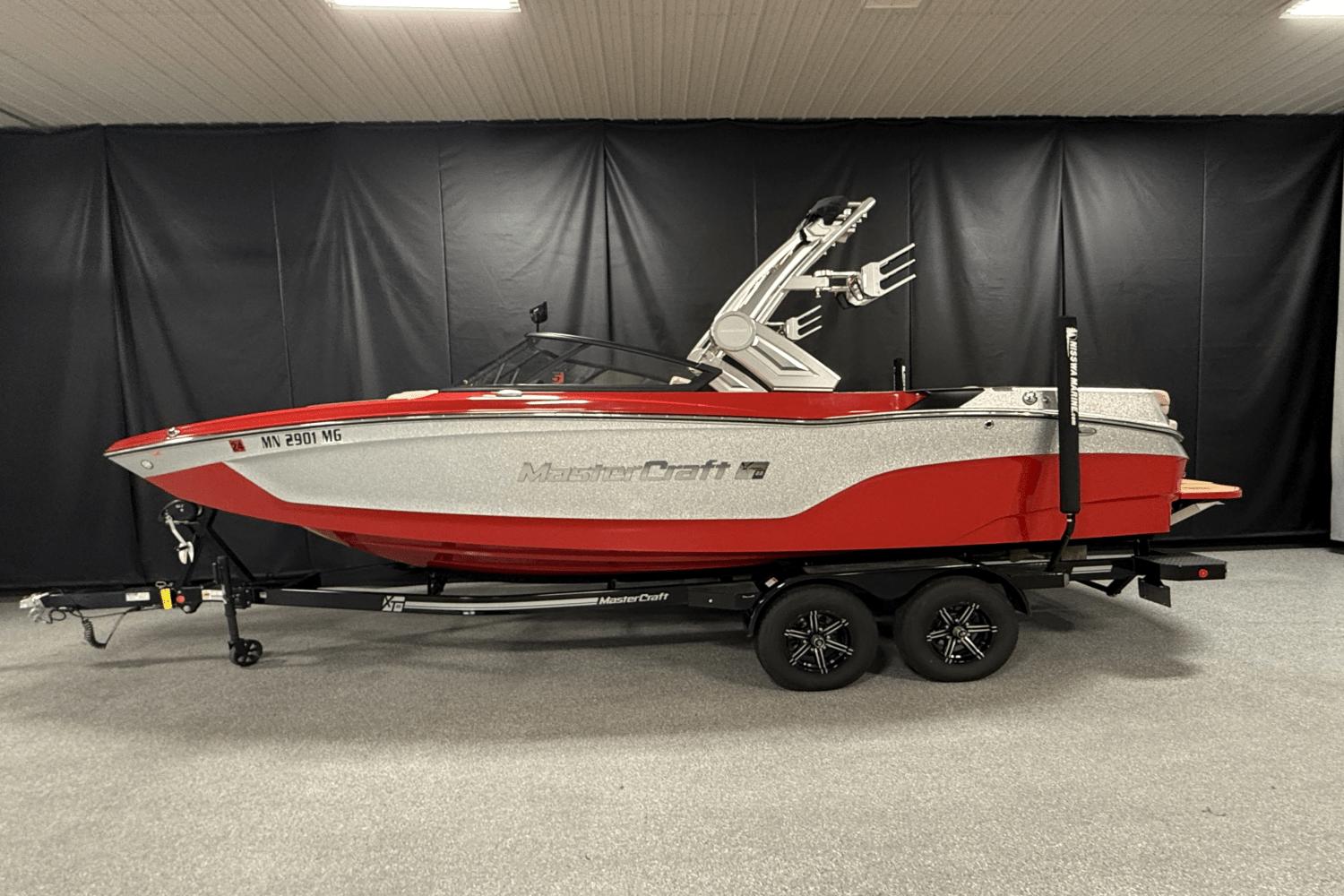 2022 MasterCraft XT22