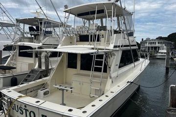 1988 Viking 45 Conv. Must Sell.. Great Deal !!
