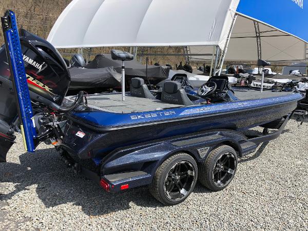 Skeeter FX21 LE: Big-Time Bling in a Bass Boat - boats.com