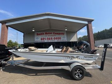 2026 Xpress H17C Crappie