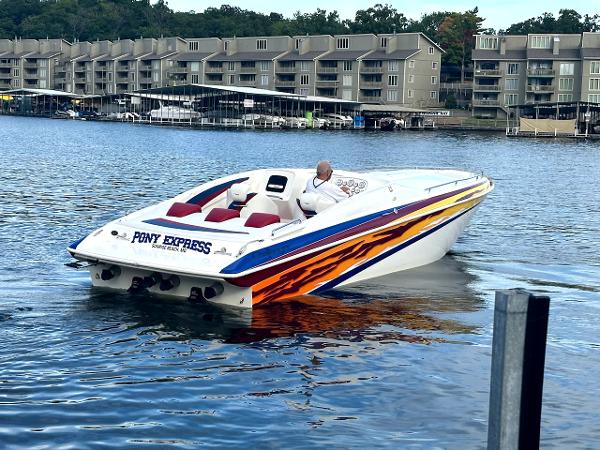2004 Challenger Offshore 33 DDC