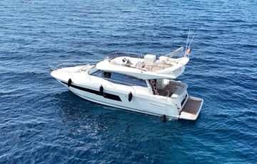 2018 Prestige 460 Fly