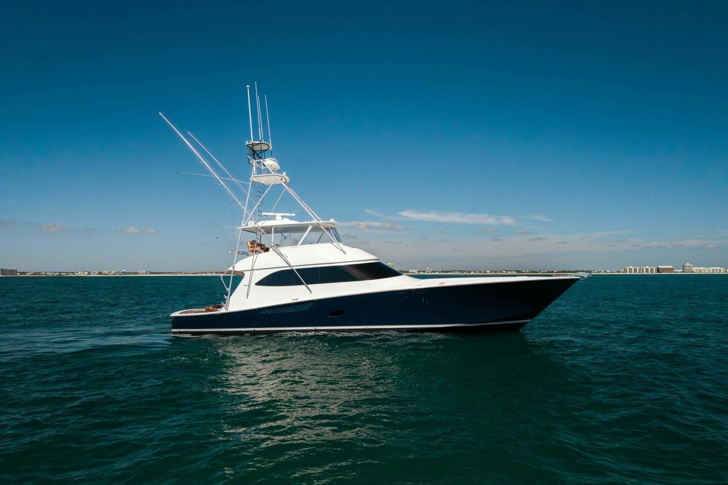 2013 Viking 76 Convertible