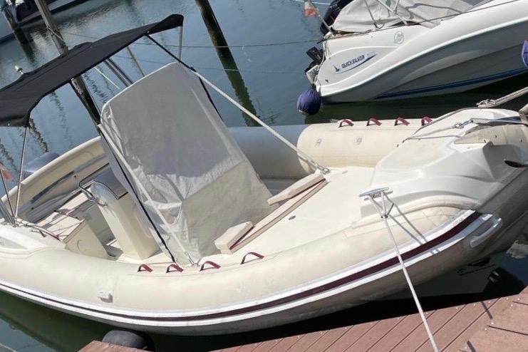 2013 Nuova Jolly Prince 23