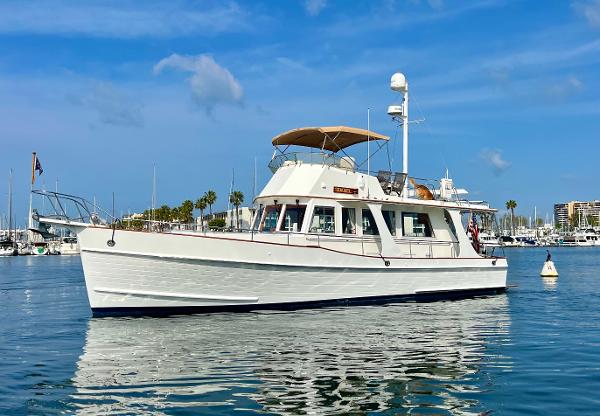 2005 Grand Banks 42 Europa