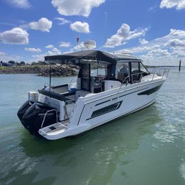 2022 Jeanneau Merry Fisher 895