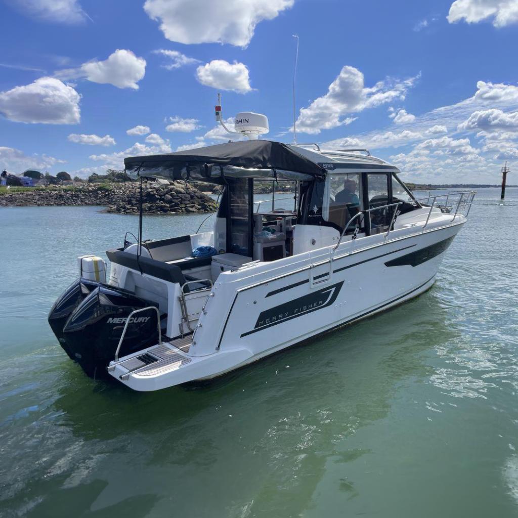 2022 Jeanneau Merry Fisher 895