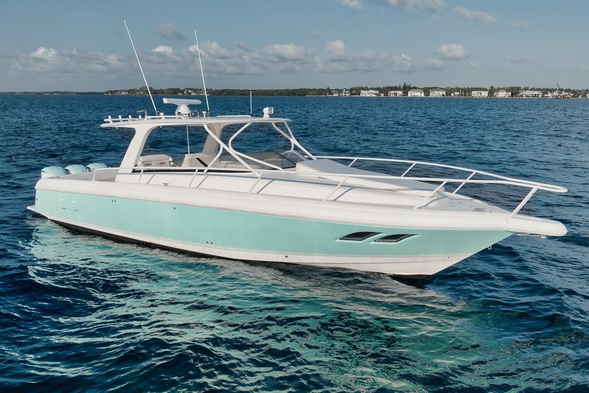 2008 Intrepid 390 Sport Yacht