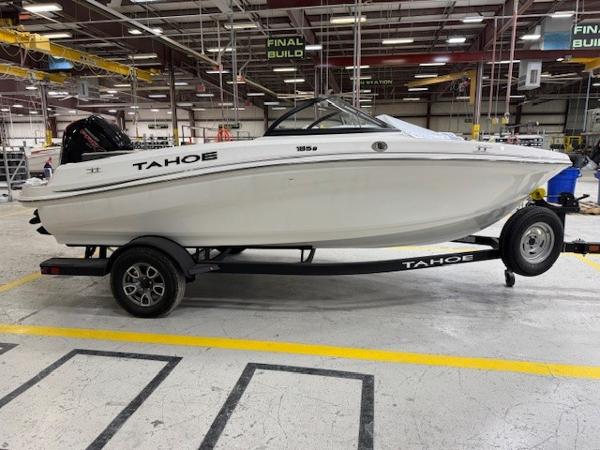 2024 Tahoe 185 S