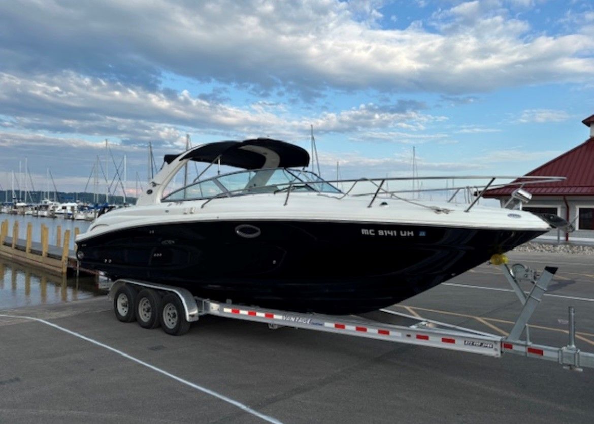 2004 Sea Ray 290 Sun Sport