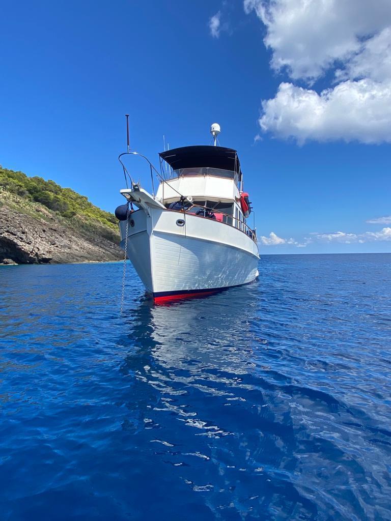 1990 Grand Banks 49