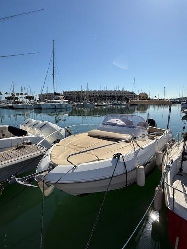 Beneteau Flyer 750 Sun Deck