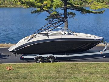 2013 Yamaha Boats 242 Limited S