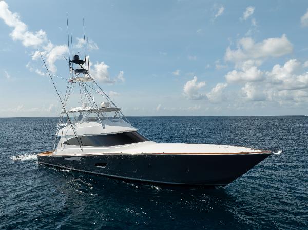 2020 Viking 80 Convertible