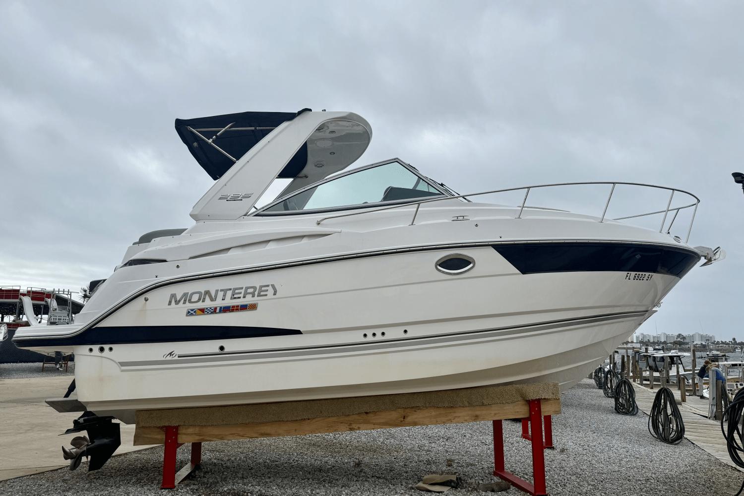 2021 Monterey 295 SY