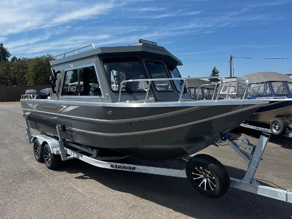 Thunder Jet 24 Alexis Pro 2024 Thunder Jet 24 Alexis Pro boat on trailer, parked outdoors.