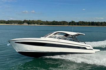 2026 Bavaria Vida 33