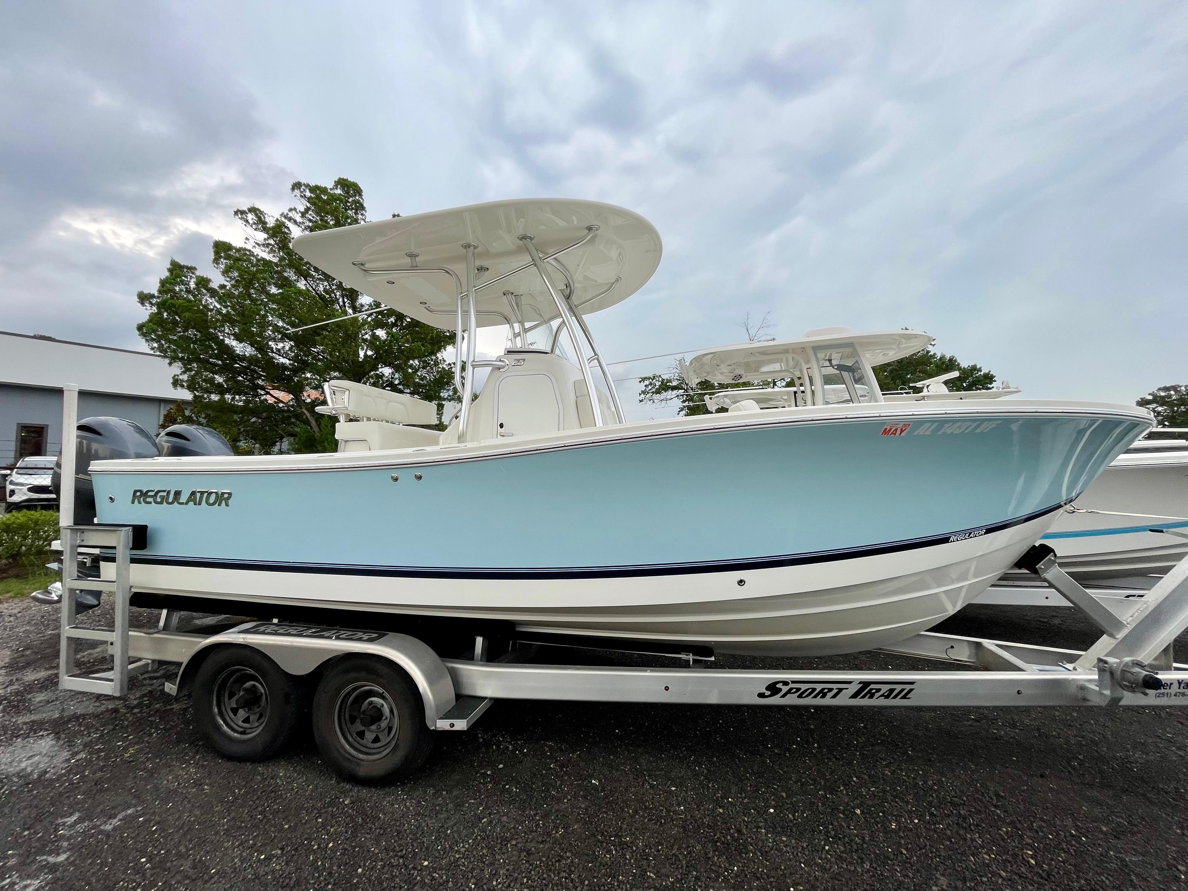 2019 Regulator 23