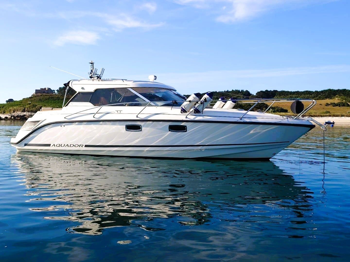 2015 Aquador 27 HT