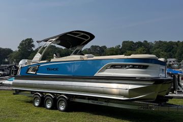 2026 Tahoe Pontoon Grand Tahoe LTD Quad Lounge