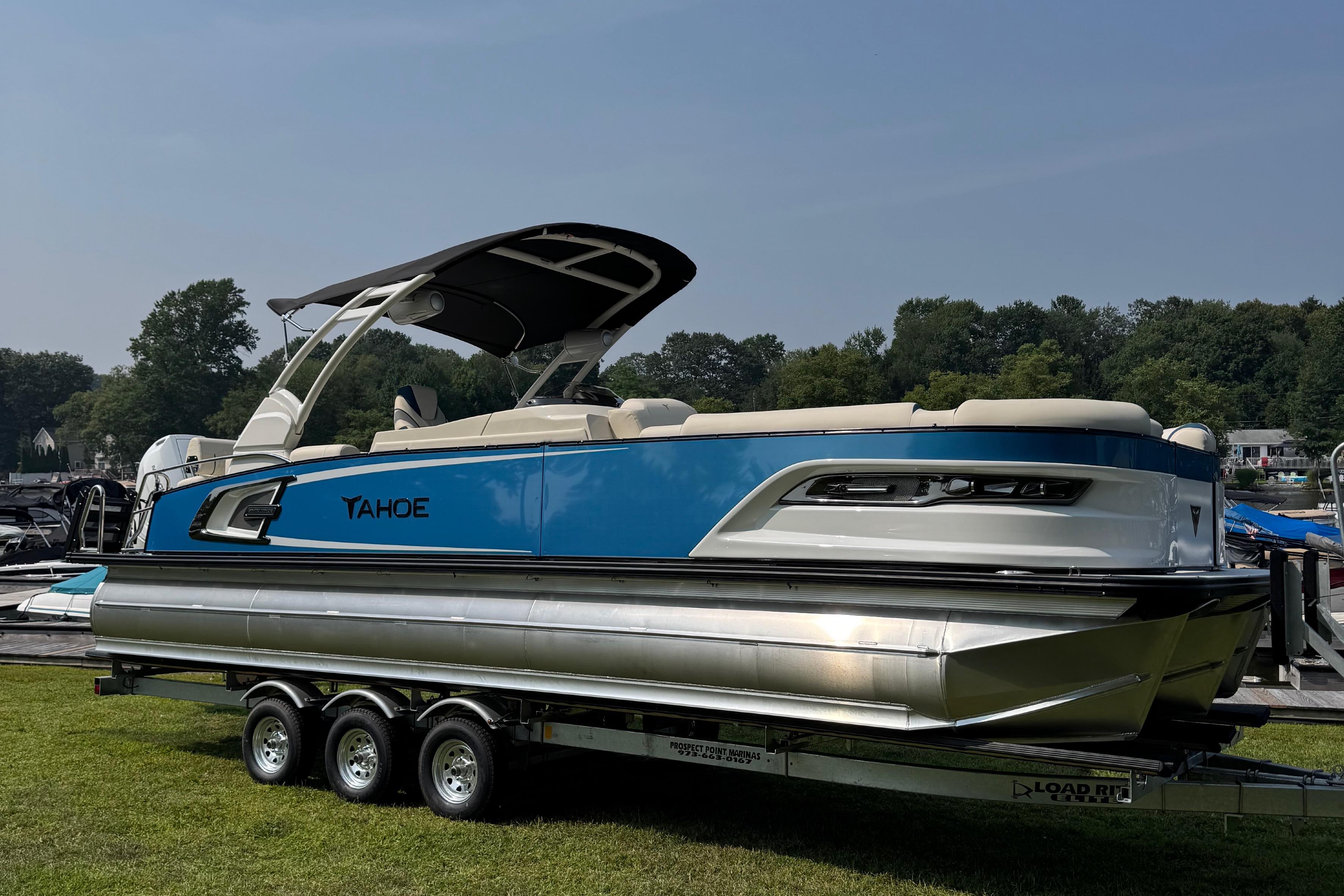 2026 Tahoe Pontoon Grand Tahoe LTD Quad Lounge