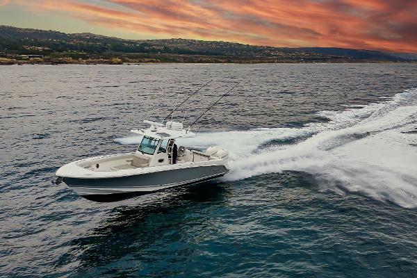 Boston Whaler 330 Outrage