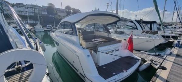2010 Jeanneau Leader 9