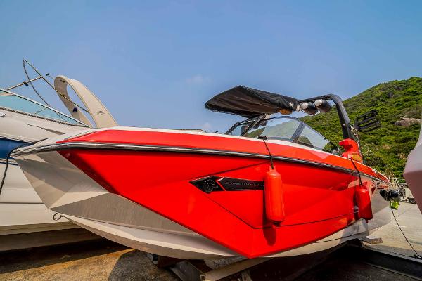 2022 Nautique G23