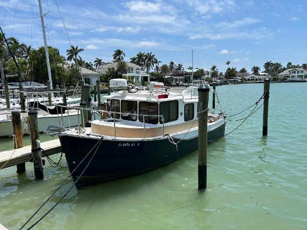 2017 Ranger Tugs R-27