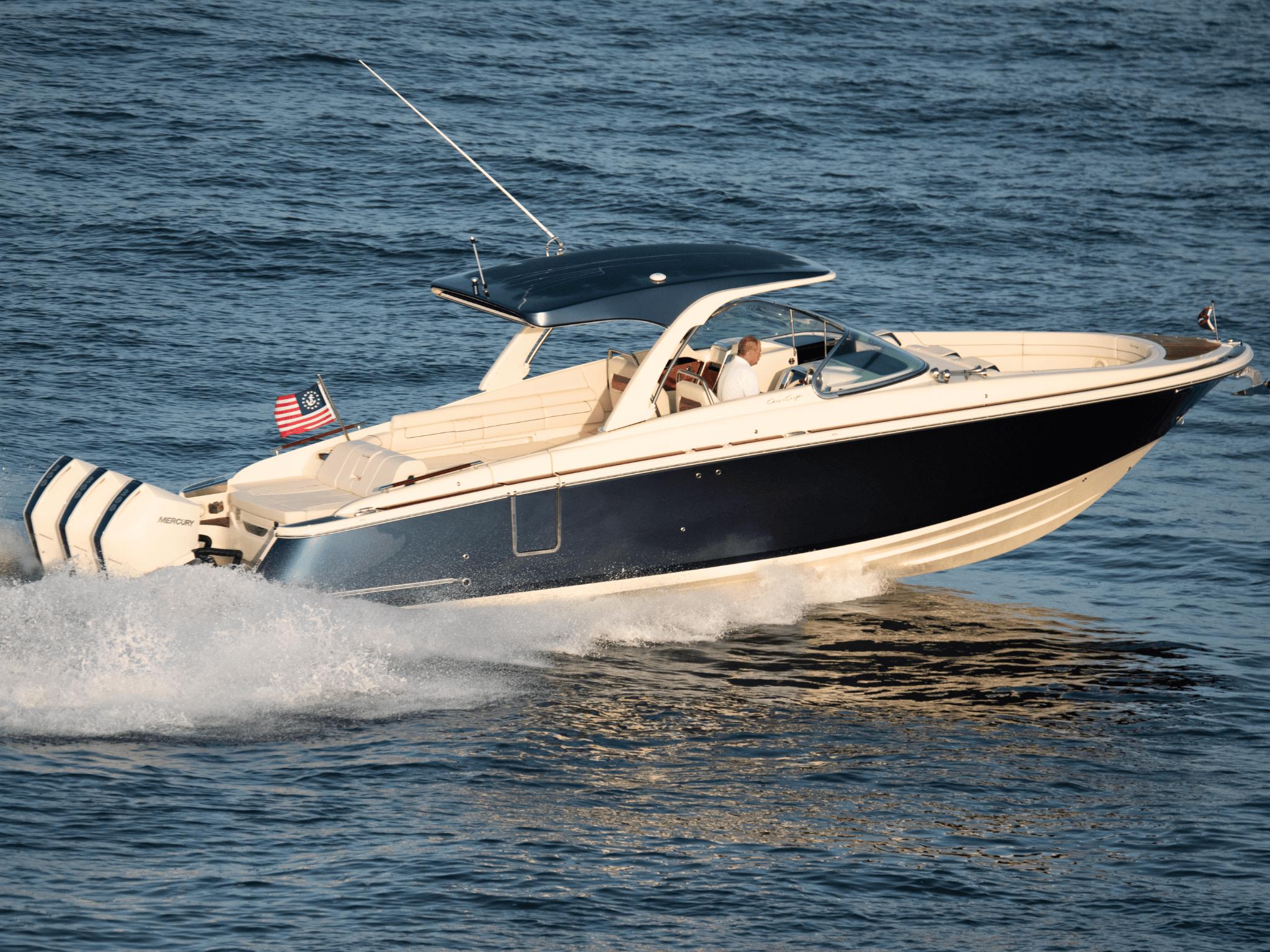 Chris-Craft Launch 35 GT 2026 Chris-Craft Launch 35 GT cruising on open water, showcasing sleek design and powerful performance.