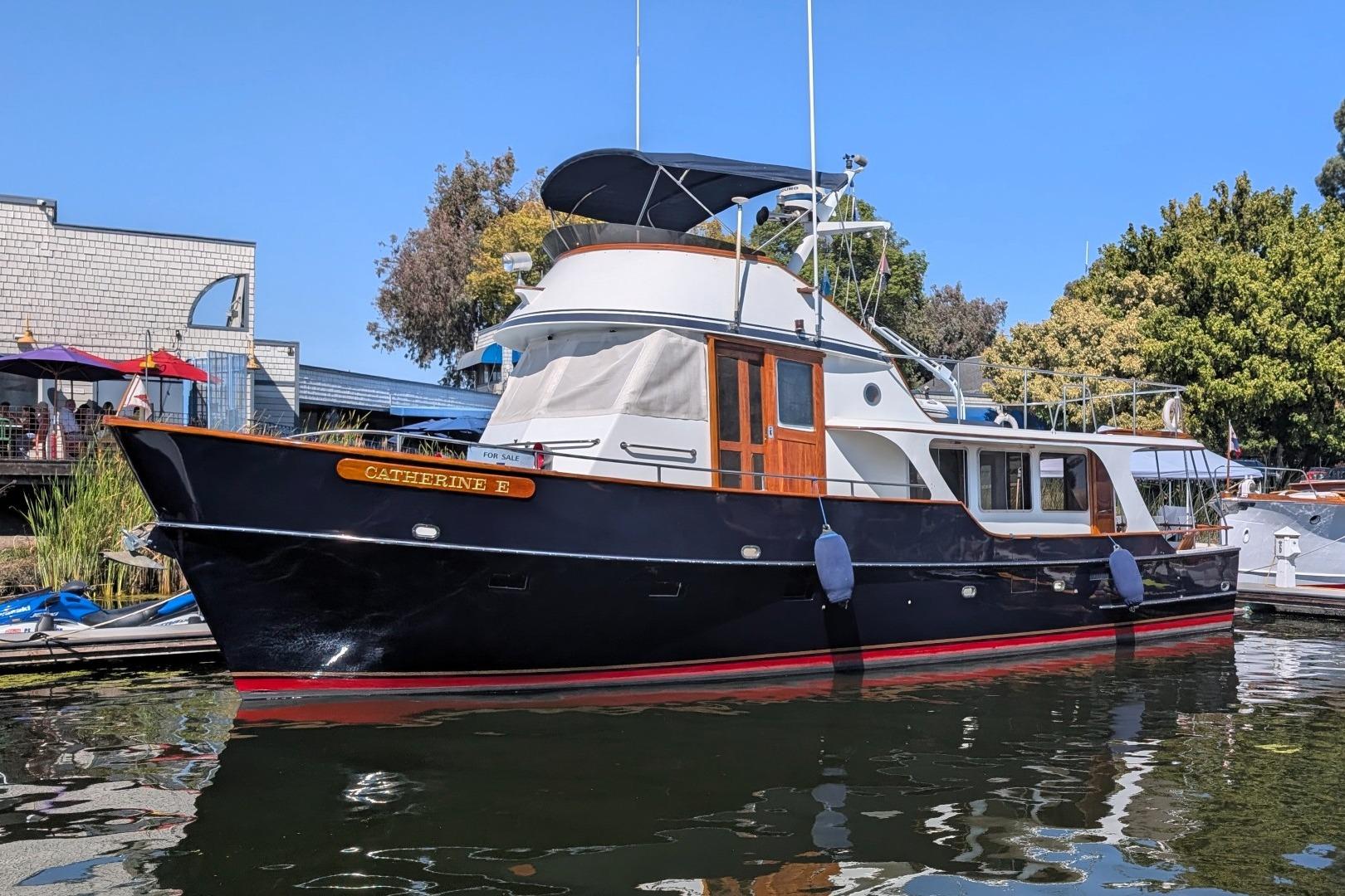 1989 Custom 52 Pilothouse