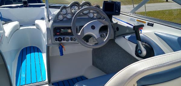 2012 Bayliner 185 Bowrider