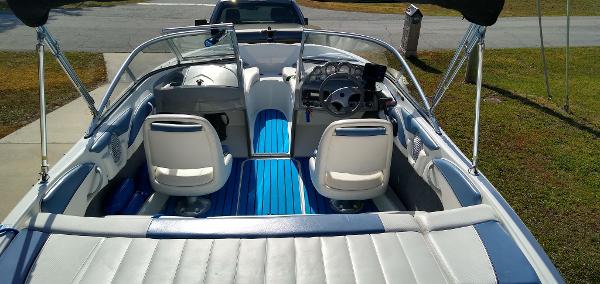 2012 Bayliner 185 Bowrider