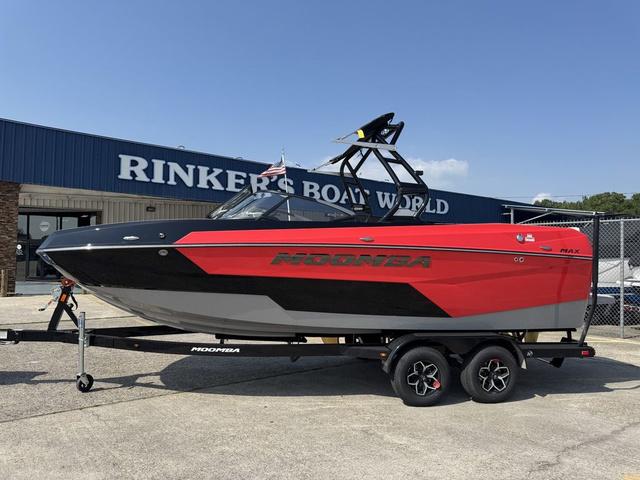 2025 Moomba Max
