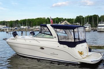 2007 Rinker 320 Express Cruiser
