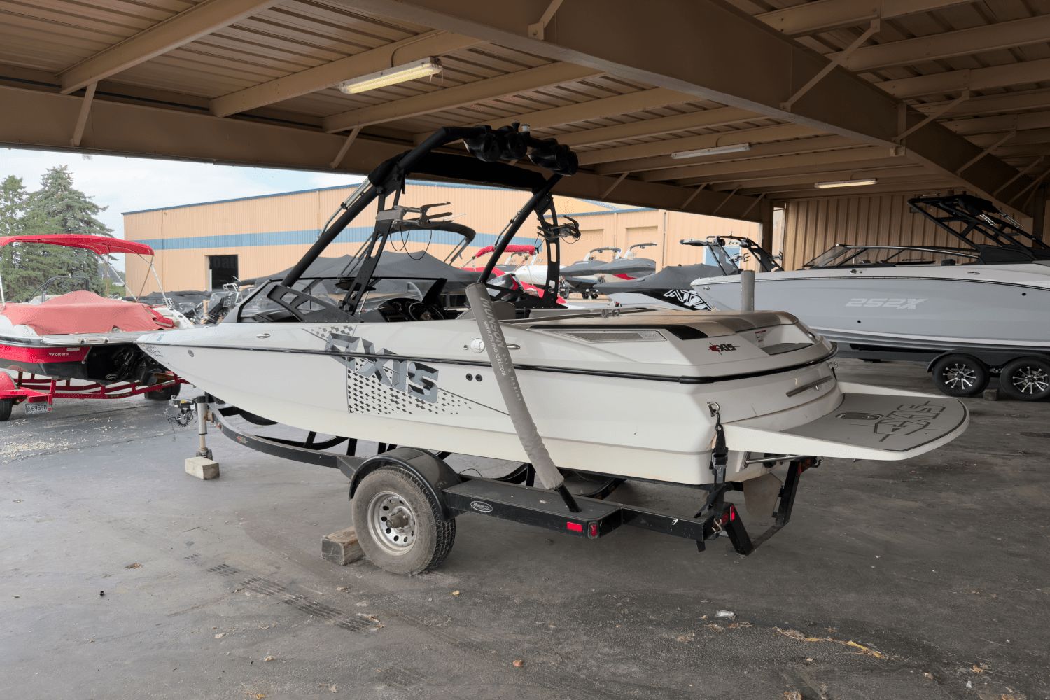 2011 Axis A20