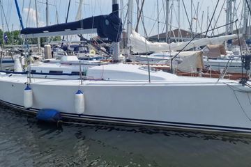 2003 J Boats J/109
