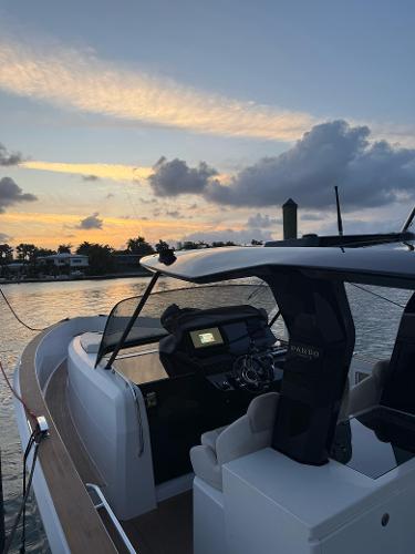 Pardo Yachts 38 2022 Pardo Yachts 38 at sunset, featuring sleek design and modern cockpit.