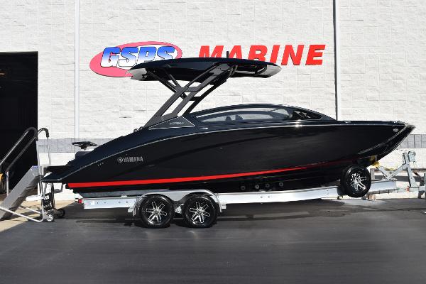 2025 Yamaha Boats 275SD