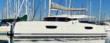 2019 Fountaine Pajot Saona 47