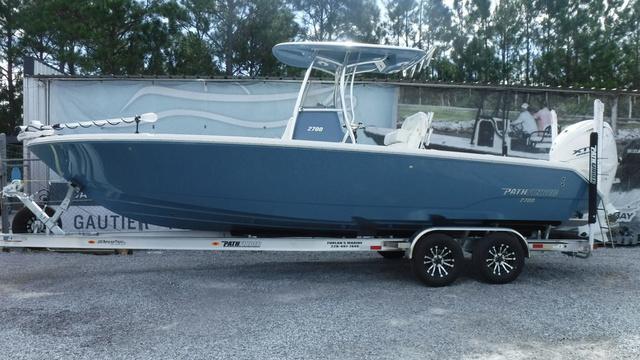 2025 Pathfinder 2700 Open