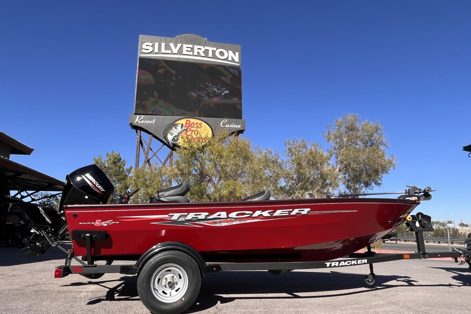 2025 Tracker Super Guide V-16 T