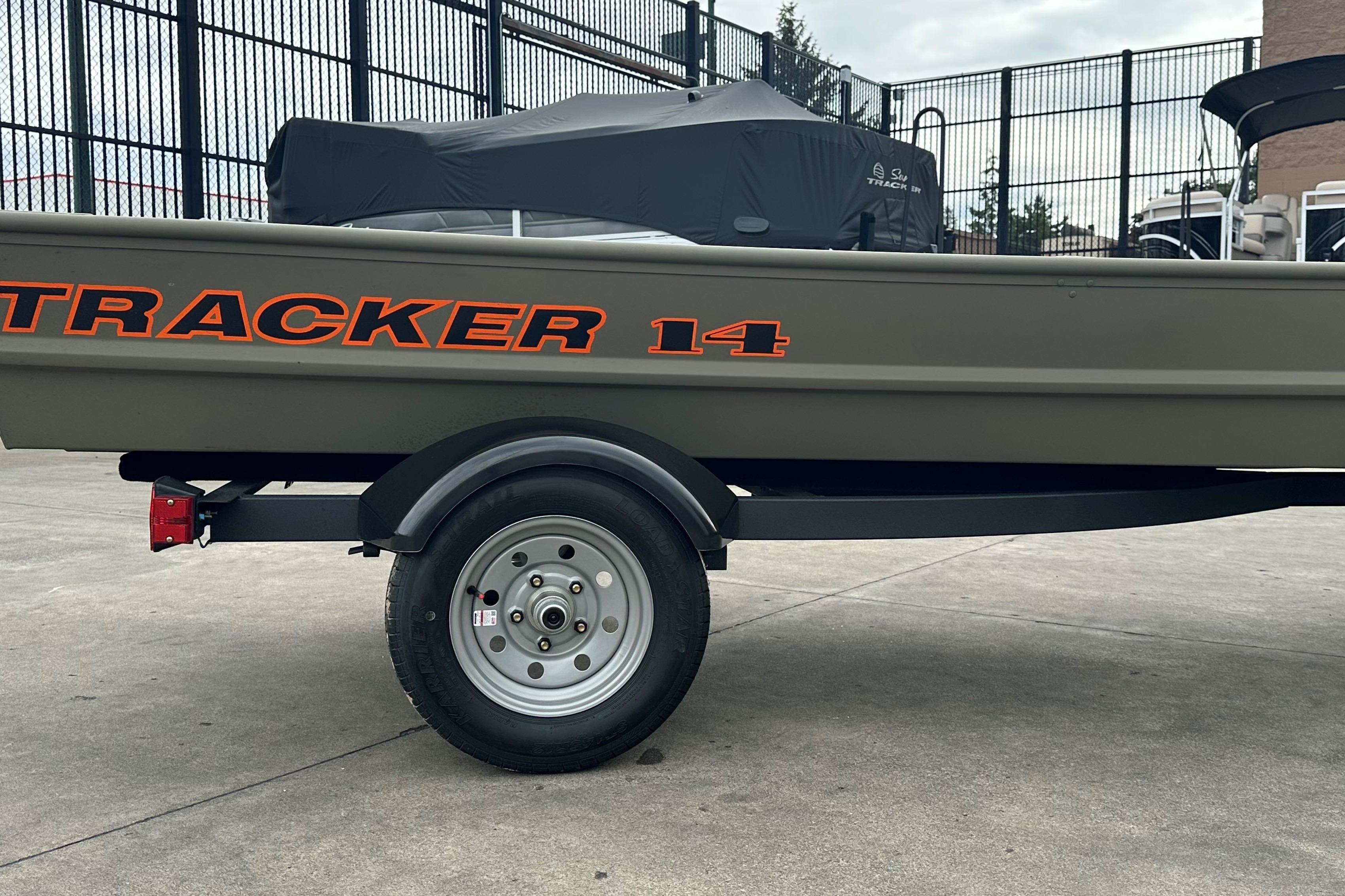 2026 Tracker Grizzly 14 Jon