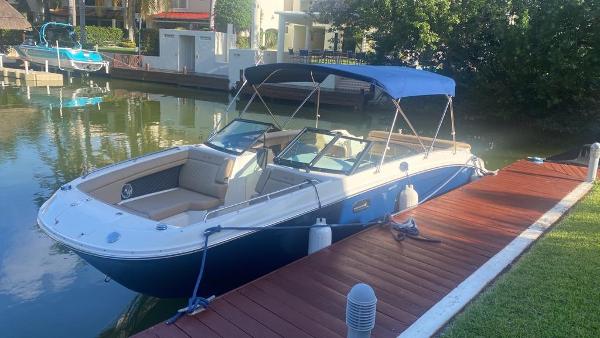 Sea Ray SDX 270