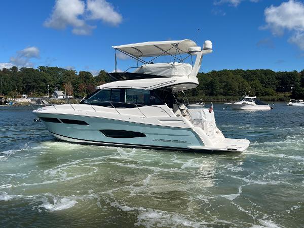 2023 Regal 38 Fly